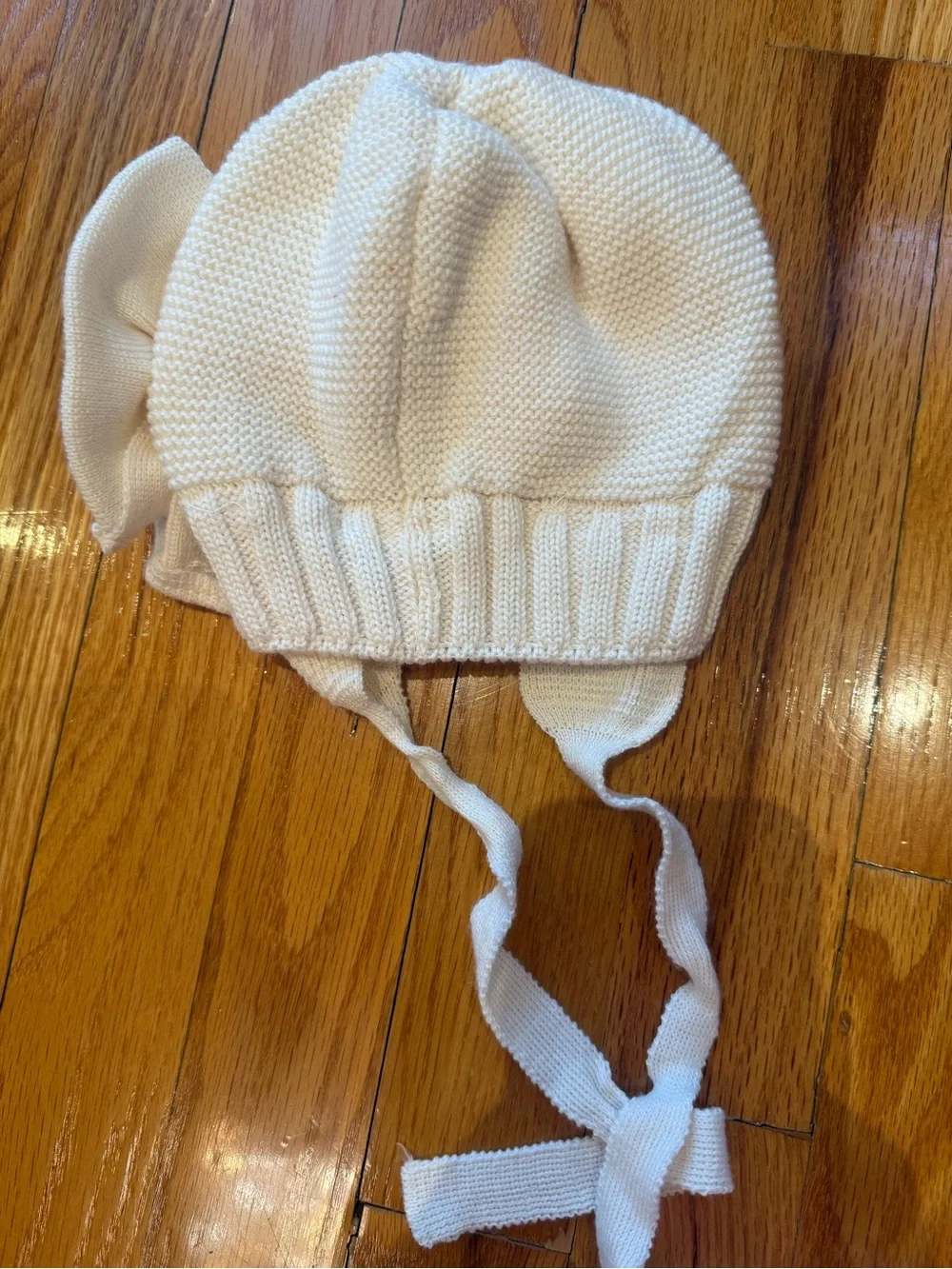 MonnaLisa Cream Knit Bow Baby Bonnet with Ties